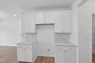 512 Sunset Lk Dr, Durham, NC 27703 - Photo 13