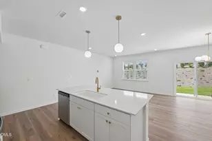 512 Sunset Lk Dr, Durham, NC 27703 - Photo 9