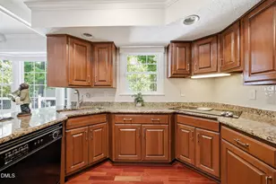 100 Moray Ct, Cary, NC 27511 - Photo 17