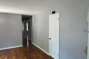 1635 Greenbriar Rd, Durham, NC 27701 - Photo 3