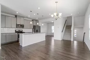1018 Salt Glaze Ln, Cary, NC 27519 - Photo 9