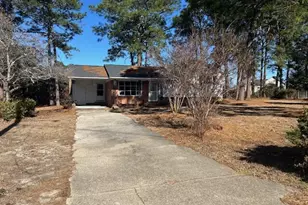 830 Dinmont Cir, Fayetteville, NC 28306 - Photo 13
