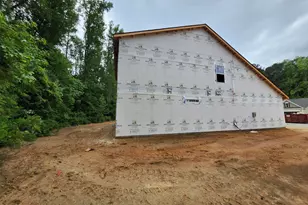 1673 Elk Run Dr, Fayetteville, NC 28312 - Photo 3