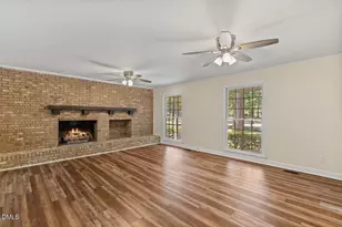 8501 Shadow Wood Pl, Raleigh, NC 27613 - Photo 9
