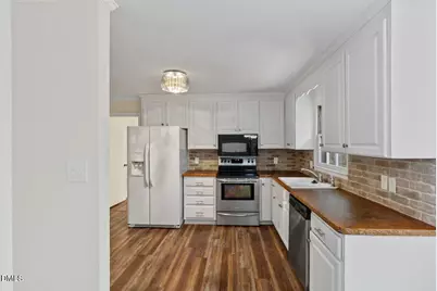 8501 Shadow Wood Place, Raleigh, NC 27613 - Photo 13
