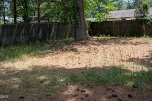 1345 Butterwood Cir, Fayetteville, NC 28314 - Photo 11
