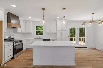 908 Tanglewood Drive, Cary, NC 27511 - Photo 5