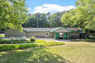 908 Tanglewood Dr, Cary, NC 27511 - Photo 29
