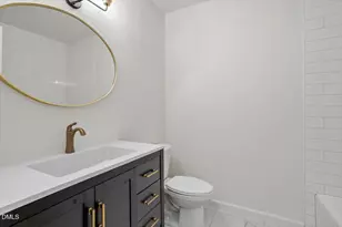 908 Tanglewood Dr, Cary, NC 27511 - Photo 19