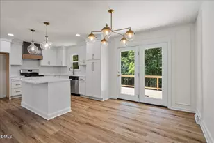 908 Tanglewood Dr, Cary, NC 27511 - Photo 9