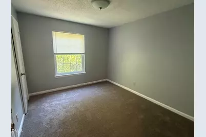 5519 Hornaday Road #D, Greensboro, NC 27409 - Photo 9
