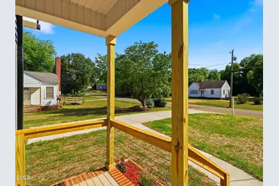710 Avon Avenue, Burlington, NC 27215 - Photo 7