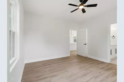 710 Avon Avenue, Burlington, NC 27215 - Photo 29
