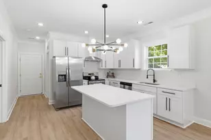 710 Avon Ave, Burlington, NC 27215 - Photo 17