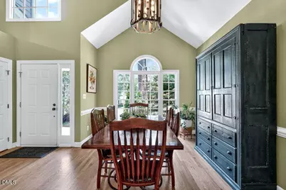 111 Parkcrest Drive, Cary, NC 27519 - Photo 7