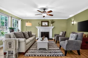 111 Parkcrest Dr, Cary, NC 27519 - Photo 17