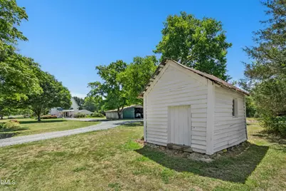 4665 E Greensboro Chapel Hill Road, Graham, NC 27253 - Photo 35