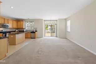 329 Palmdale Ct, Holly Springs, NC 27540 - Photo 11