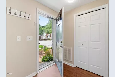 819 Genford Court, Raleigh, NC 27609 - Photo 3