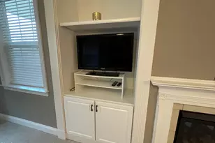 10411 Rosegate Ct, Raleigh, NC 27617 - Photo 9