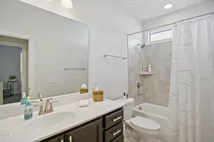 1609 Bloomsbury Manor Dr, Durham, NC 27703 - Photo 17