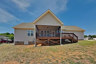 335 Oxfordshire Dr, Fuquay Varina, NC 27526 - Photo 17