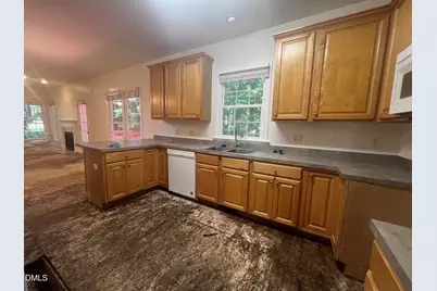 109 Brampton Circle, Clayton, NC 27527 - Photo 11