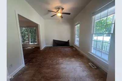 109 Brampton Circle, Clayton, NC 27527 - Photo 7