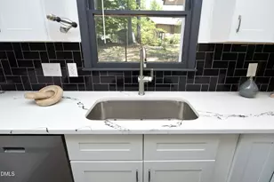 1122 Shadyside Dr, Raleigh, NC 27612 - Photo 25