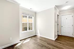 2607 Hamlet Green Dr, Raleigh, NC 27614 - Photo 9