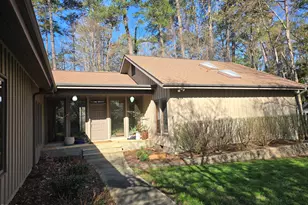 10 Kendall Dr, Chapel Hill, NC 27517 - Photo 3