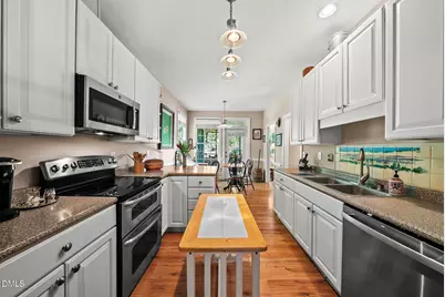 6600 Glen Forrest Drive, Chapel Hill, NC 27517 - Photo 9