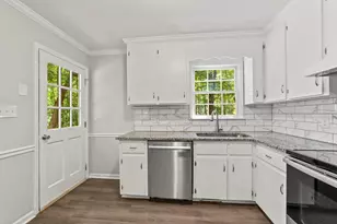 3921 Bamburgh Ln, Apex, NC 27539 - Photo 11