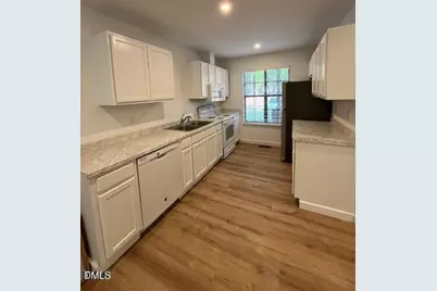 4247 The Oaks Drive, Raleigh, NC 27606 - Photo 5