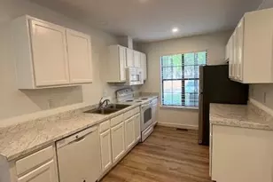 4247 The Oaks Dr, Raleigh, NC 27606 - Photo 5