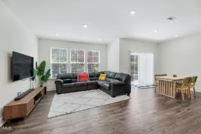 6805 Doddridge Lane, Cary, NC 27519 - Photo 5