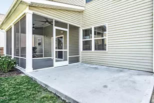 2542 Perthshire Ln, Fuquay Varina, NC 27526 - Photo 3