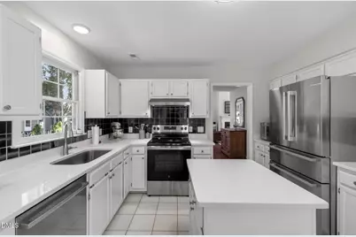 12113 Townmeade Court, Raleigh, NC 27613 - Photo 19