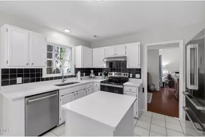 12113 Townmeade Court, Raleigh, NC 27613 - Photo 17