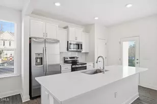 11 Wildflower Cir, Clayton, NC 27520 - Photo 1