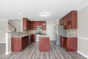 859 Bridlemine, Fuquay Varina, NC 27526 - Photo 15