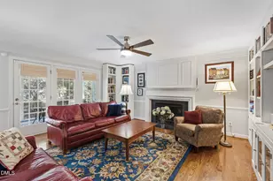 1335 Daventry Ct, Chapel Hill, NC 27517 - Photo 9