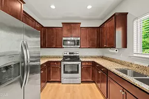 197 Pamlico Dr, Clayton, NC 27520 - Photo 11