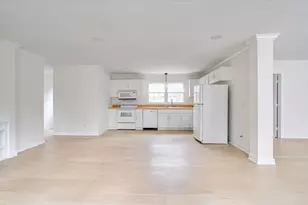 2437 Tilghman Cir, Chapel Hill, NC 27514 - Photo 5