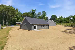 1264 Dover St, Roxboro, NC 27573 - Photo 29