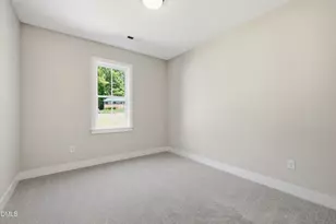 1264 Dover St, Roxboro, NC 27573 - Photo 21