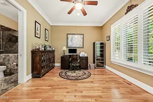 90110 Hoey, Chapel Hill, NC 27517 - Photo 9