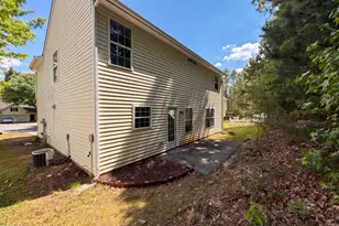 708 Woodgreen Dr, Durham, NC 27704 - Photo 5