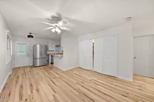 1019 Garden Ct, Burlington, NC 27215 - Photo 9