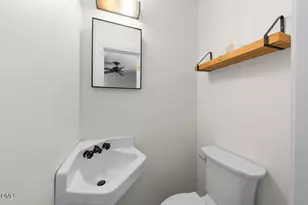 1019 Garden Ct, Burlington, NC 27215 - Photo 19